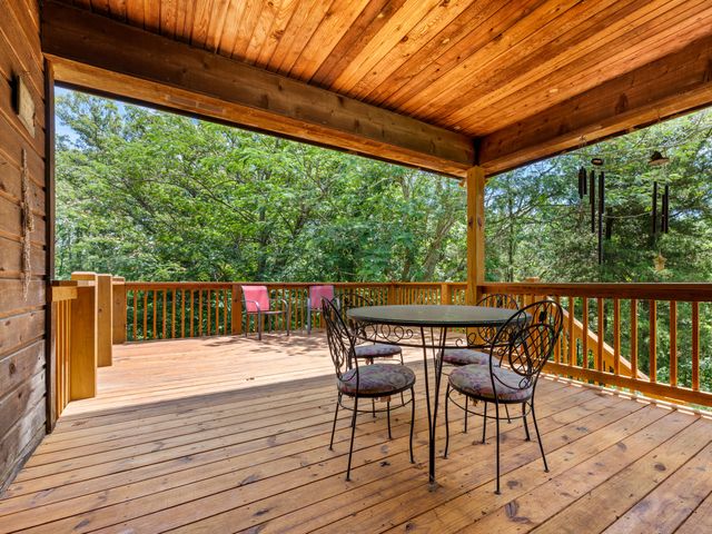 1807 Highway 32, Halfway, MO 65663