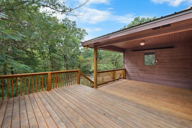 1807 Highway 32, Halfway, MO 65663