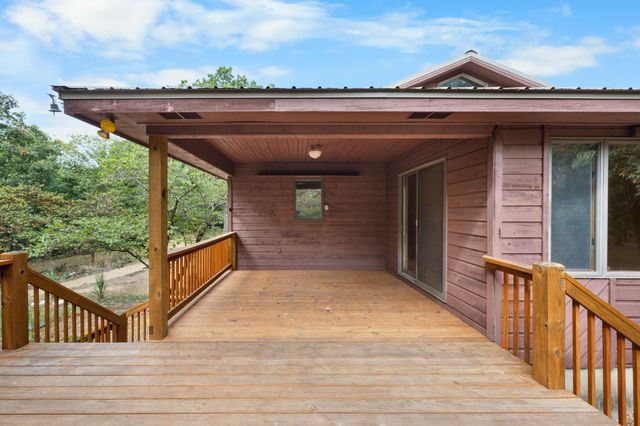 1807 Highway 32, Halfway, MO 65663