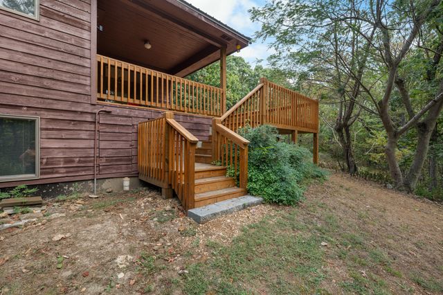 1807 Highway 32, Halfway, MO 65663