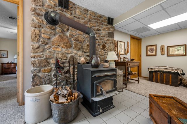 1807 Highway 32, Halfway, MO 65663