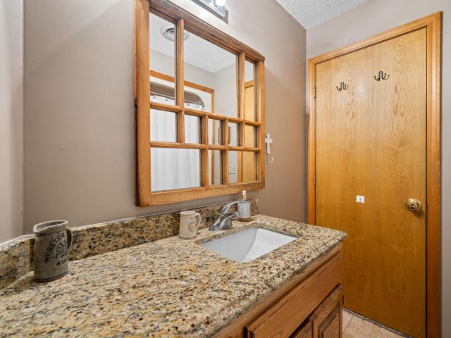 1807 Highway 32, Halfway, MO 65663