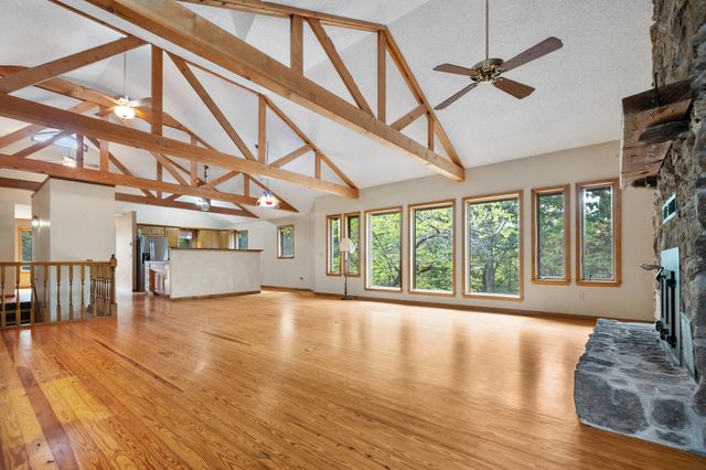 1807 Highway 32, Halfway, MO 65663