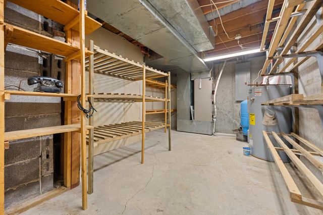 1807 Highway 32, Halfway, MO 65663