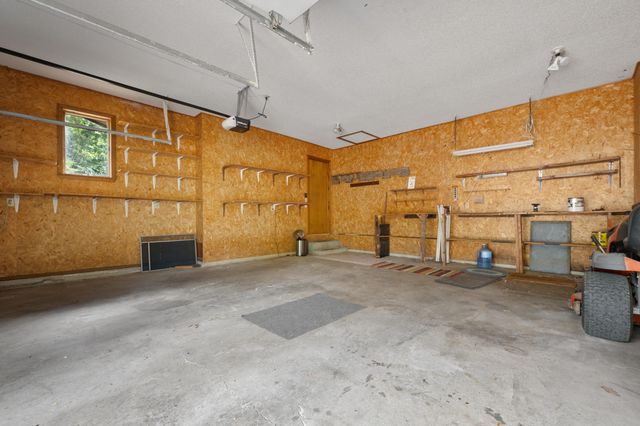 1807 Highway 32, Halfway, MO 65663