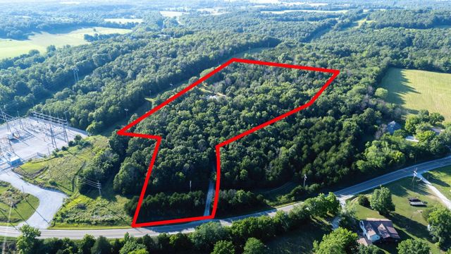 1807 Highway 32, Halfway, MO 65663