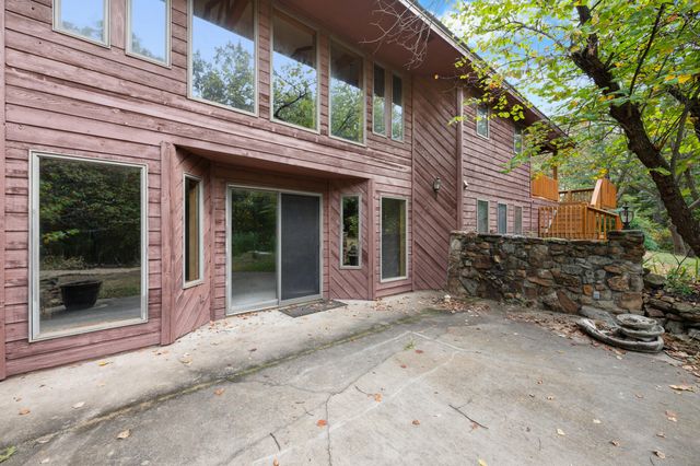 1807 Highway 32, Halfway, MO 65663