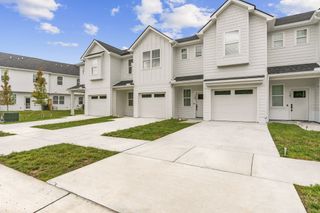 172 High Park Cir # 172, Lebanon, TN 37090