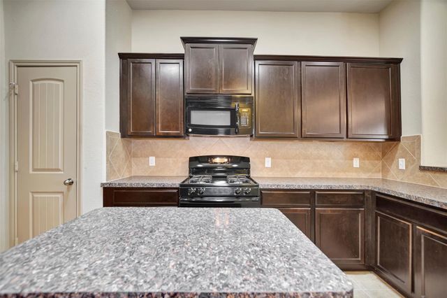 11413 W Woodmark, Conroe, TX 77304