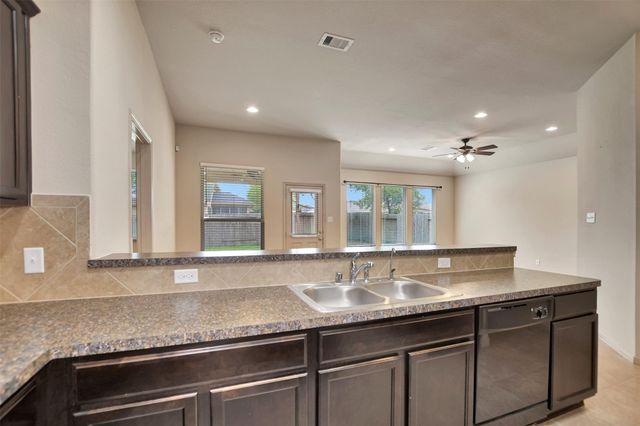 11413 W Woodmark, Conroe, TX 77304