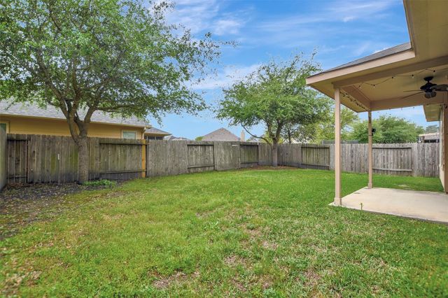 11413 W Woodmark, Conroe, TX 77304