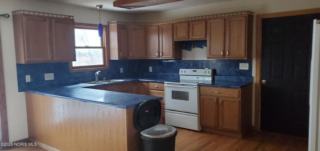 111 Pontiac Trail, Montpelier, OH 43543