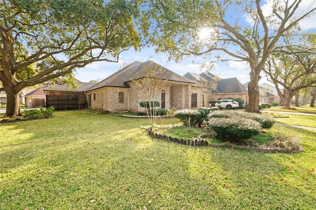1015 Flagmore Drive, Katy, TX 77450
