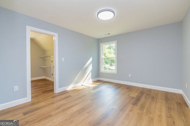 142 Arnco 3rd Street, Newnan, GA 30263