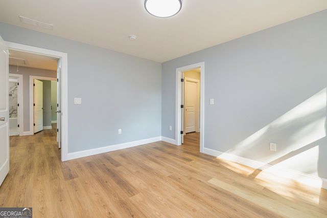 142 Arnco 3rd Street, Newnan, GA 30263