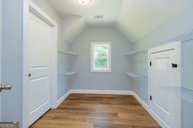 142 Arnco 3rd Street, Newnan, GA 30263