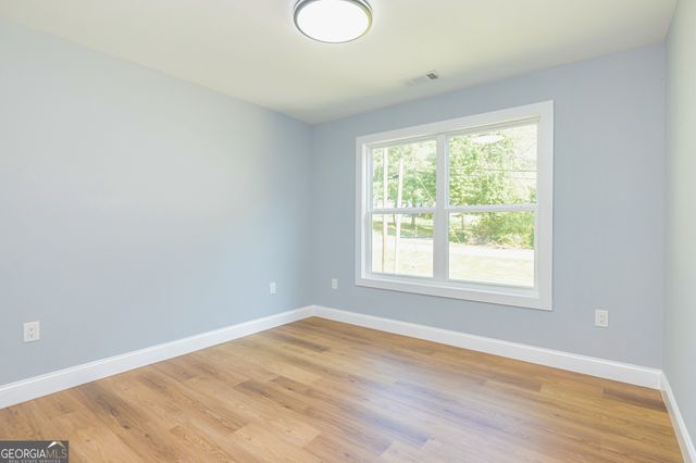 142 Arnco 3rd Street, Newnan, GA 30263