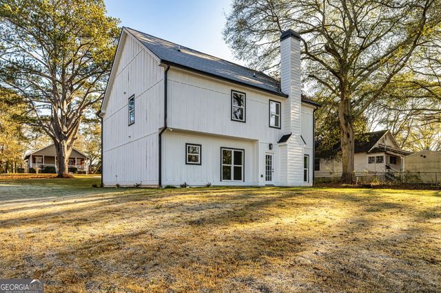 142 Arnco 3rd Street, Newnan, GA 30263