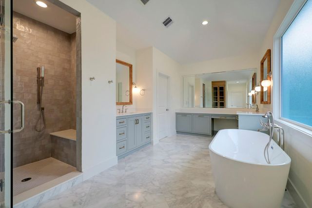 955 W 42nd Street, Houston, TX 77018