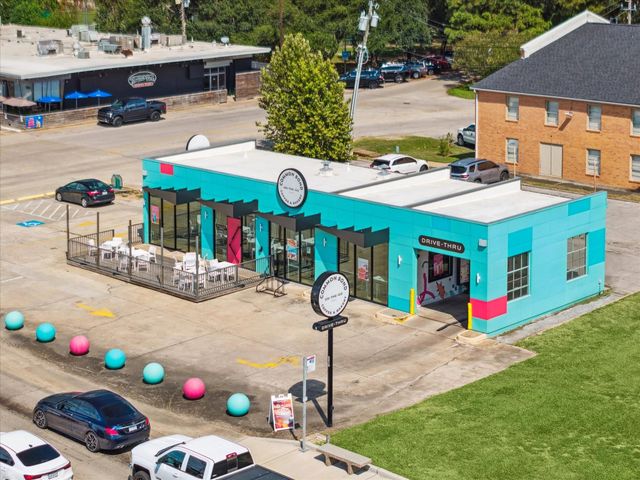 955 W 42nd Street, Houston, TX 77018