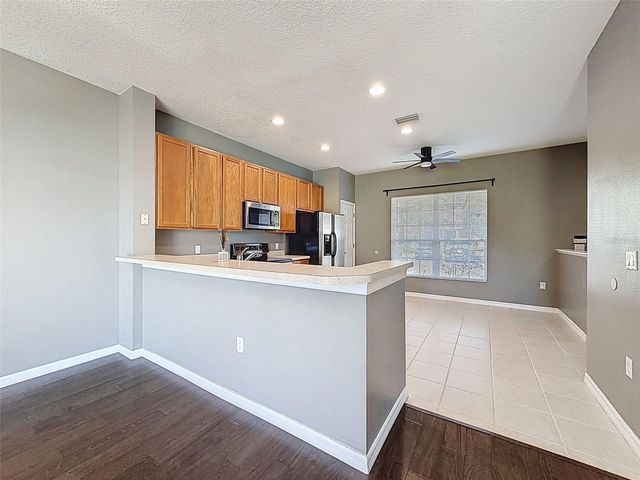 8880 CHRISTIE DRIVE, Largo, FL 33771