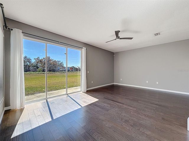 8880 CHRISTIE DRIVE, Largo, FL 33771