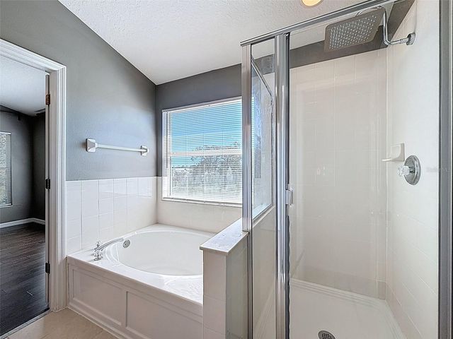 8880 CHRISTIE DRIVE, Largo, FL 33771