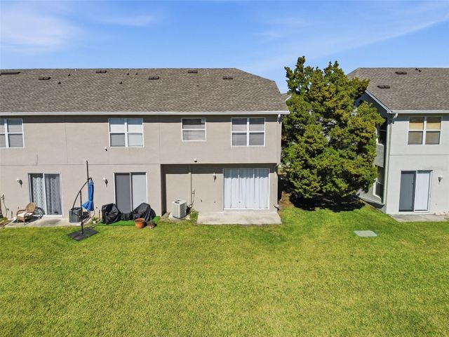 8880 CHRISTIE DRIVE, Largo, FL 33771