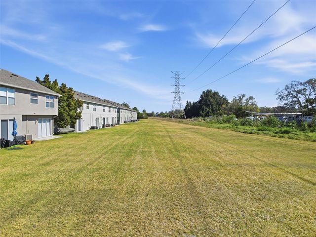 8880 CHRISTIE DRIVE, Largo, FL 33771