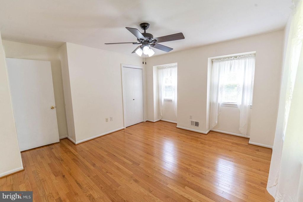 Image 16 of property listing at 29994 RICHARD CIR, Mechanicsville, MD 20659