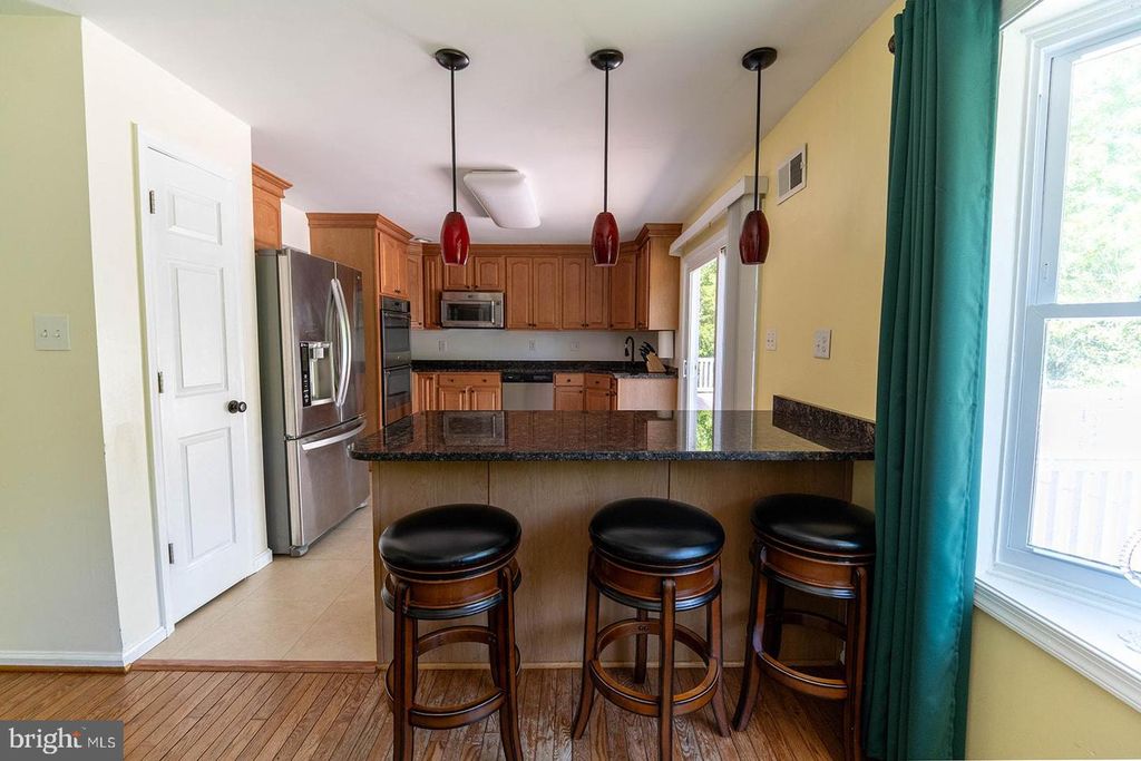 Image 4 of property listing at 29994 RICHARD CIR, Mechanicsville, MD 20659