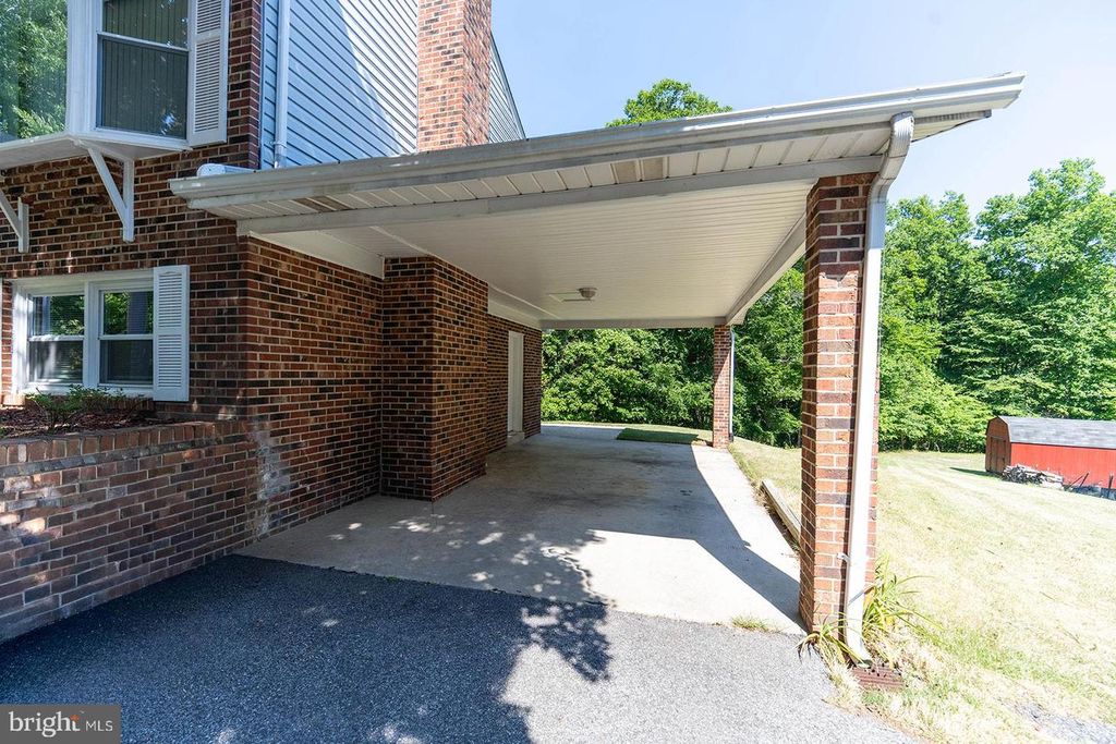 Image 41 of property listing at 29994 RICHARD CIR, Mechanicsville, MD 20659