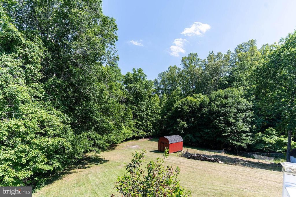 Image 46 of property listing at 29994 RICHARD CIR, Mechanicsville, MD 20659