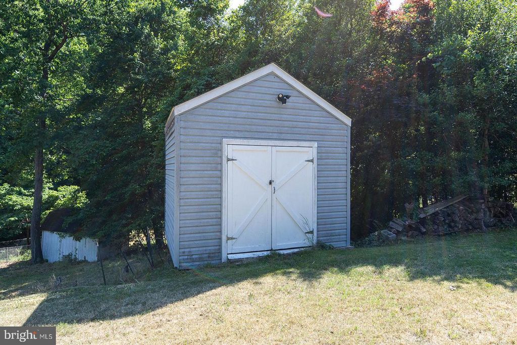 Image 47 of property listing at 29994 RICHARD CIR, Mechanicsville, MD 20659