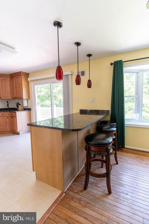 Image 7 of property listing at 29994 RICHARD CIR, Mechanicsville, MD 20659