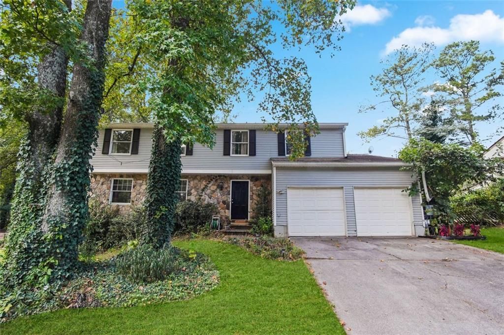 1014 BROCKDELL Court, Norcross, GA 30093