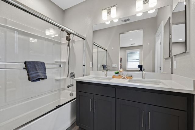 1311 S Milpitas Boulevard, Milpitas, CA 95035