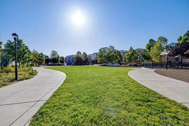 1311 S Milpitas Boulevard, Milpitas, CA 95035