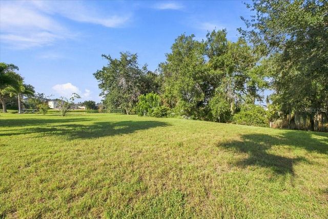 4704 SENECA PARK TRAIL, Bradenton, FL 34211