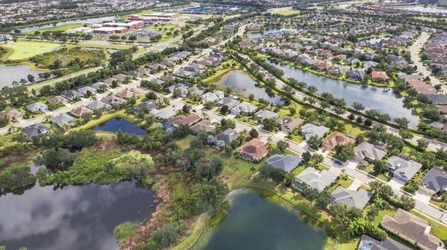 4704 SENECA PARK TRAIL, Bradenton, FL 34211