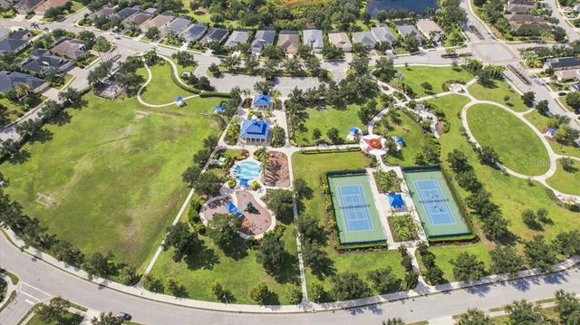 4704 SENECA PARK TRAIL, Bradenton, FL 34211