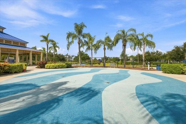 4704 SENECA PARK TRAIL, Bradenton, FL 34211