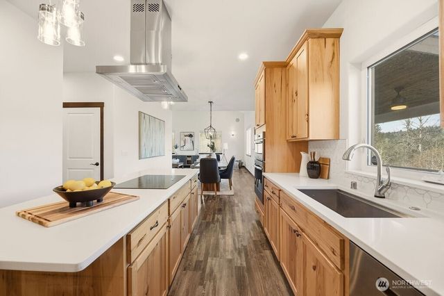 21215 61st Place SE, Snohomish, WA 98920