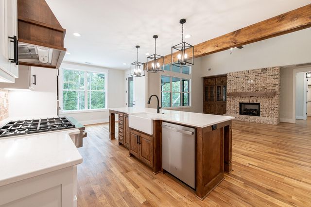 512 Schoolhouse Lane, North Augusta, SC 29860