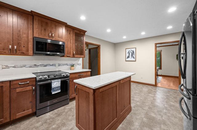 8100 47th Street, Milan, IL 61264