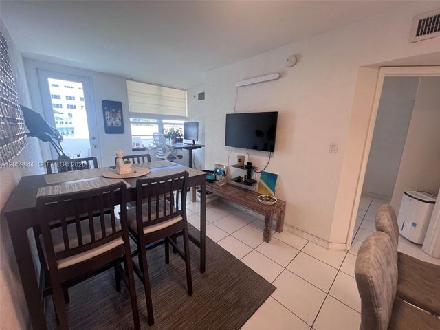 100 Lincoln Rd 537, Miami Beach, FL 33139