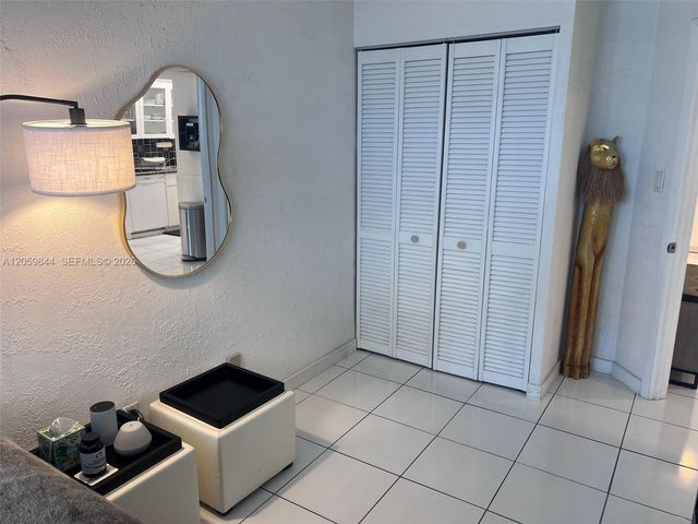 100 Lincoln Rd 537, Miami Beach, FL 33139