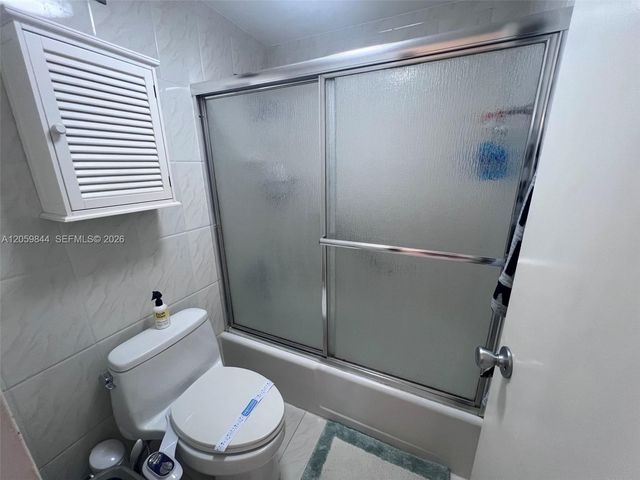 100 Lincoln Rd 537, Miami Beach, FL 33139