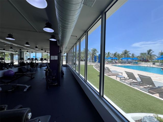 100 Lincoln Rd 537, Miami Beach, FL 33139