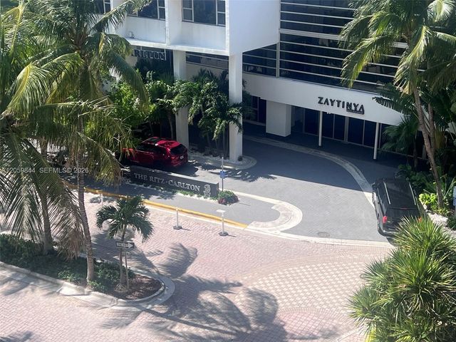100 Lincoln Rd 537, Miami Beach, FL 33139